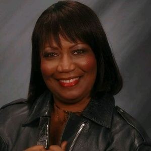 Meet your Posher, Johnnie